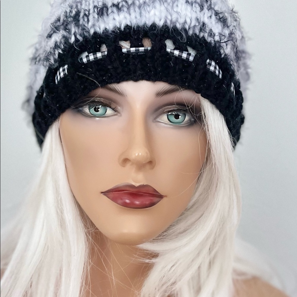Hand Knits 2 Love Slouch Beanie Hat Cap Mohair Look Tassel Adjustable  Stylish - Picture 9 of 11